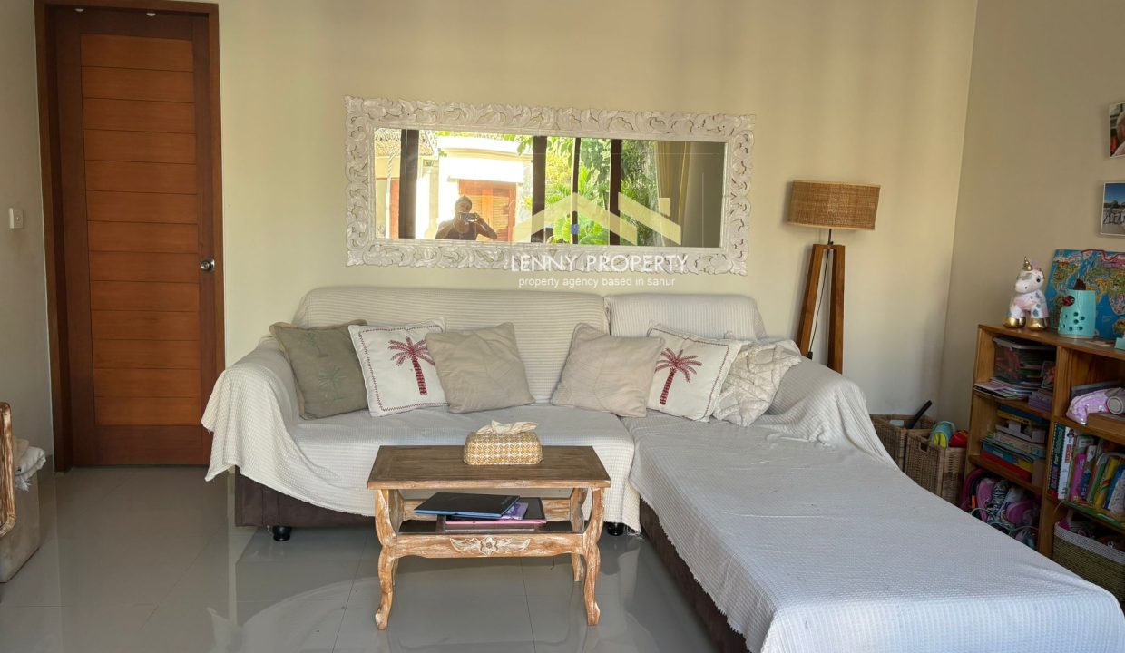1000561146
